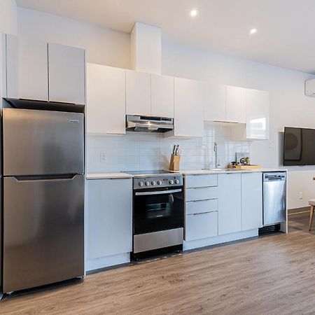 Brand New And Perfectly Located Flat In Le Plateau By Den Stays Montreal Bagian luar foto