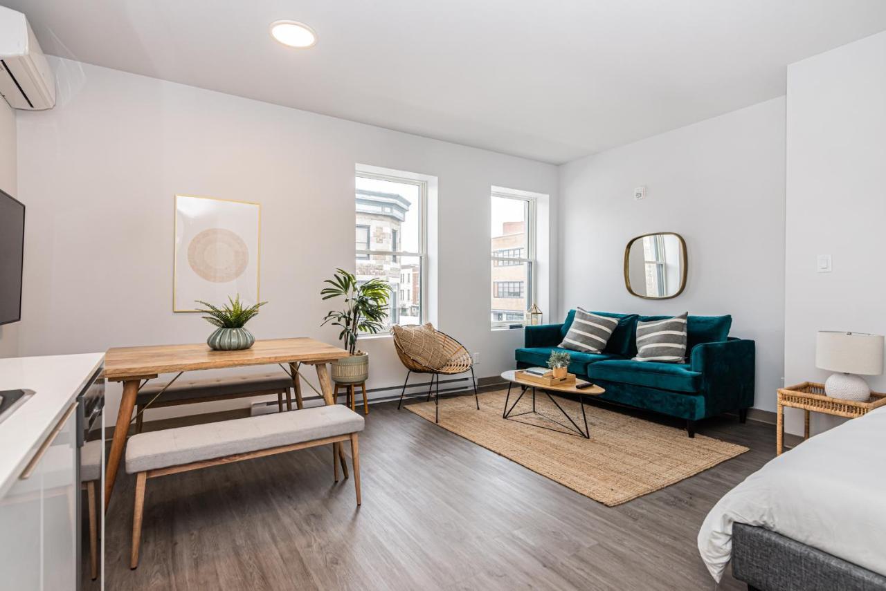 Brand New And Perfectly Located Flat In Le Plateau By Den Stays Montreal Bagian luar foto